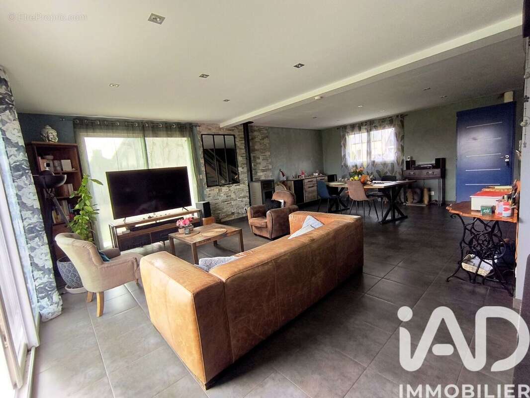 Photo 6 - Maison à SAINT-GUINOUX