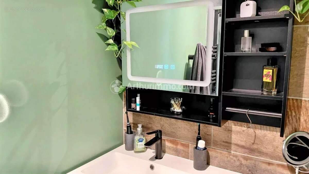 Appartement à SOUAL