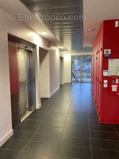 Commerce 171 m² à Billere  - photo 3