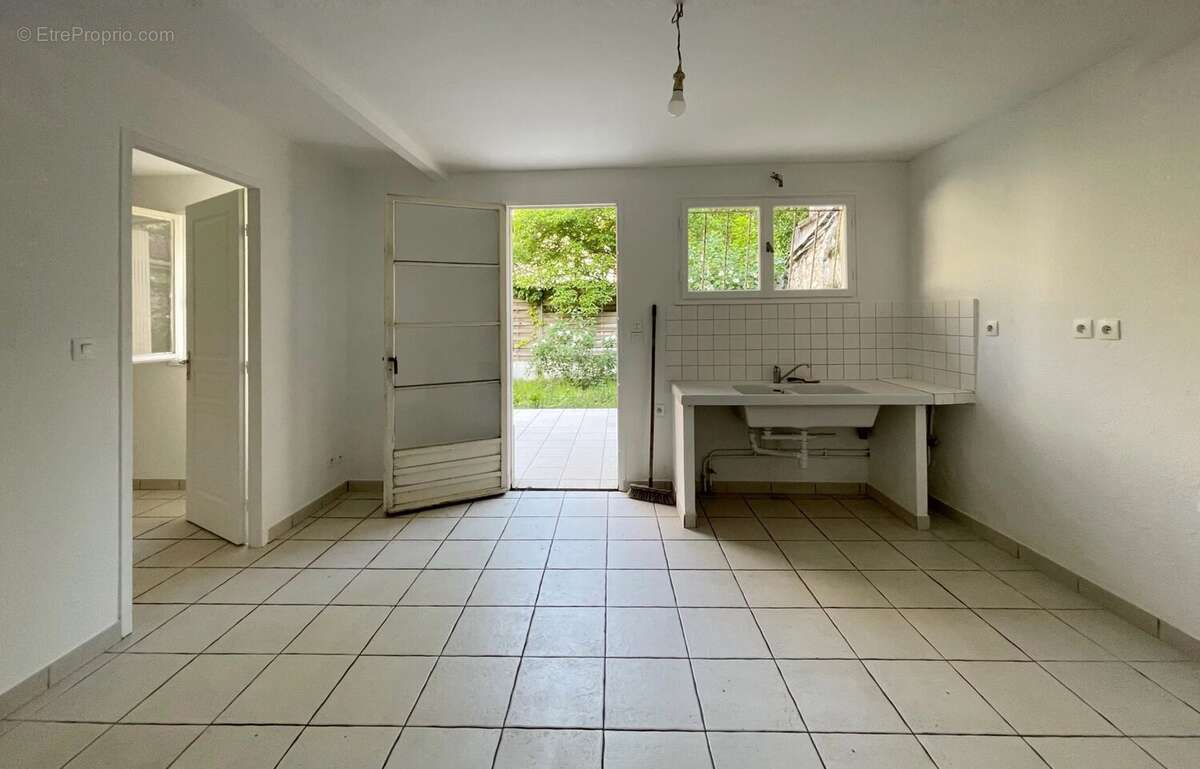 Appartement à LA BREDE