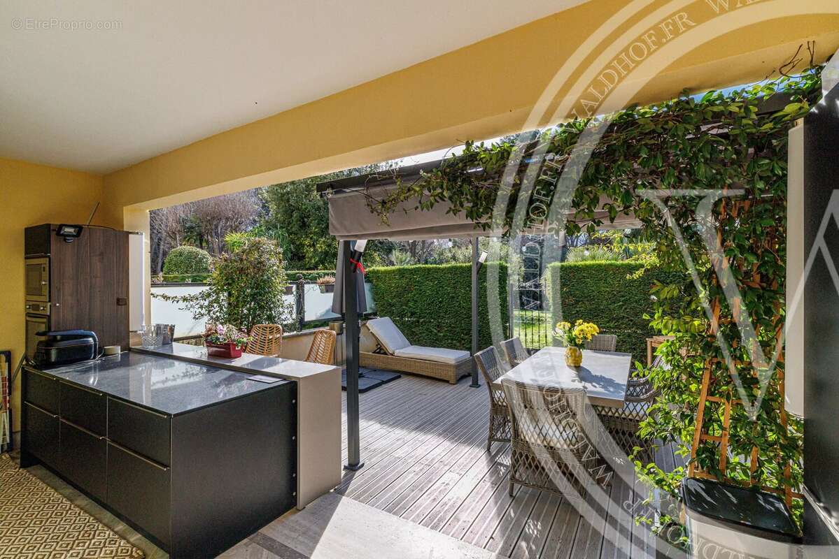 Appartement à CANNES