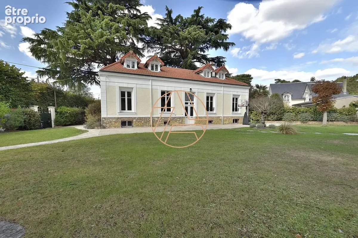 Maison à SUCY-EN-BRIE