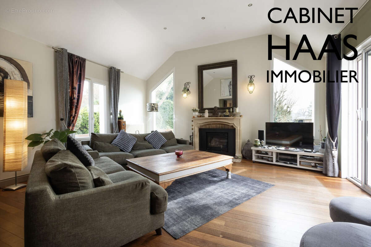 Maison à VULAINES-SUR-SEINE