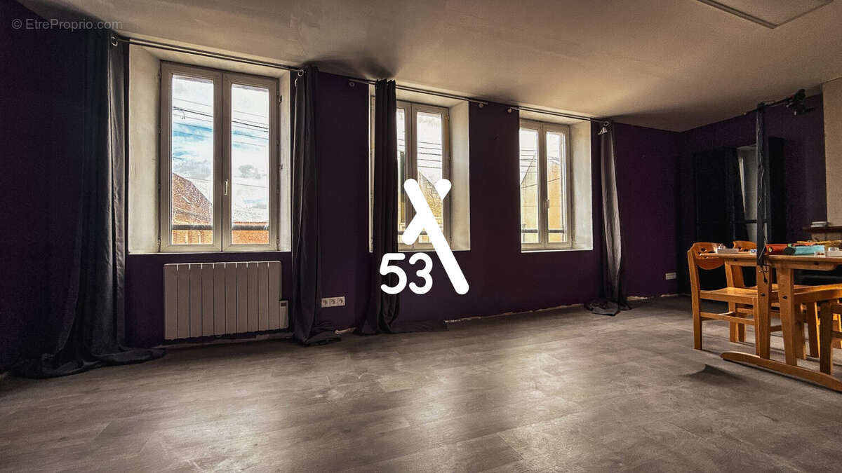 Maison à SAINT-MARTIN-AU-LAERT