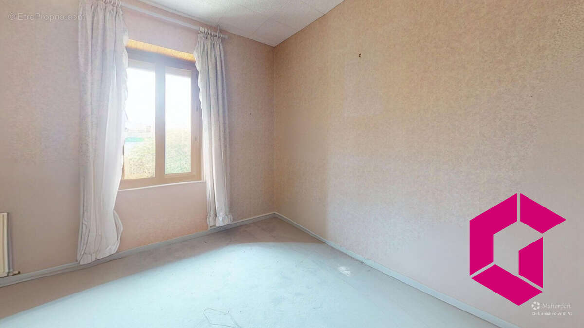 Maison à MARGERIE-CHANTAGRET