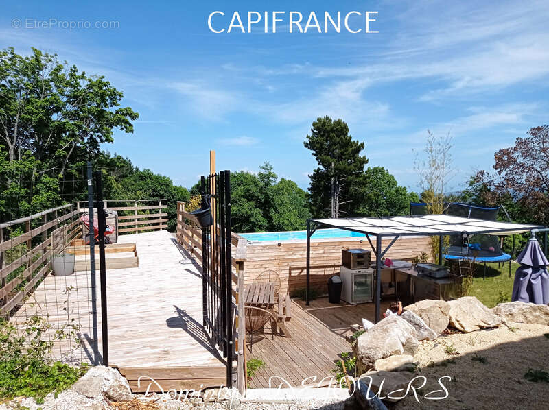 Ardèche - Magnifique Maison d'architecte de 184 m² habitable - Bel espace extérieur - Vue panoramique sur les montagnes ardèchoi - photo 20