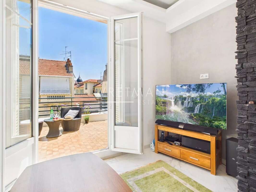 Bel appartement avec spacieuse terrasse – Nice Carré d'Or - photo 4