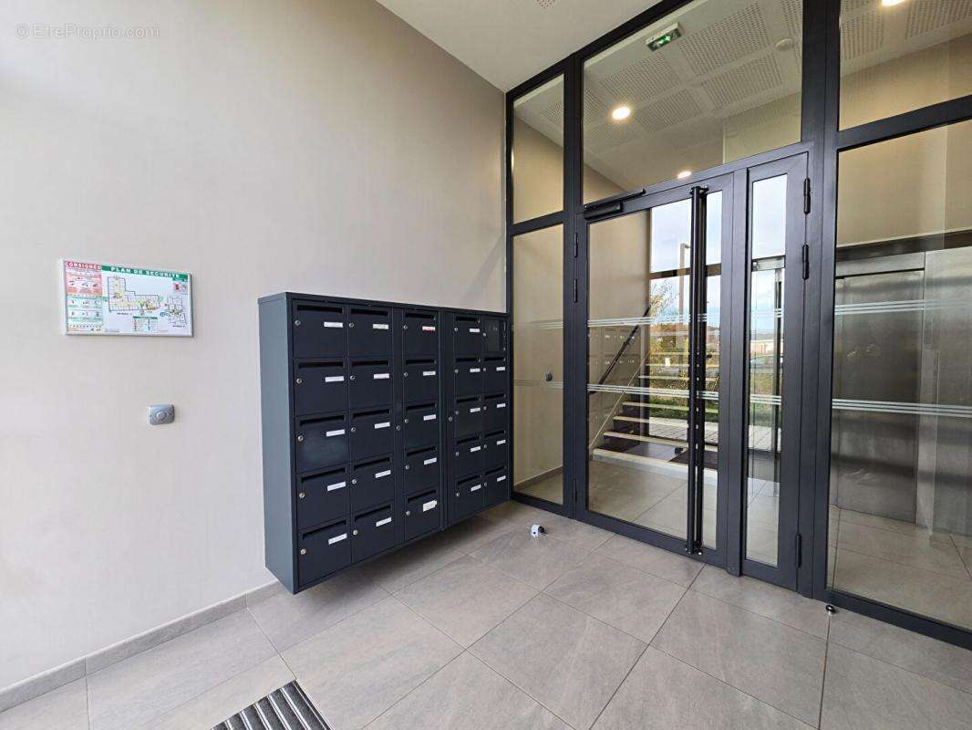 Appartement à EPINAY-SUR-ORGE