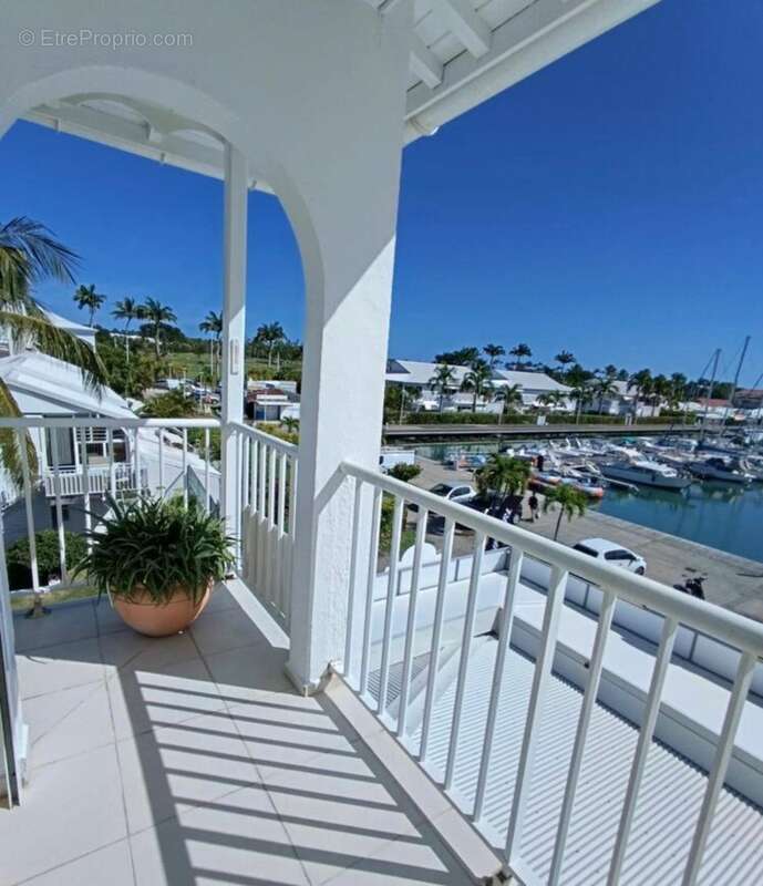 Magnifique appartement vue mer et marina - Saint-François (971) - photo 3
