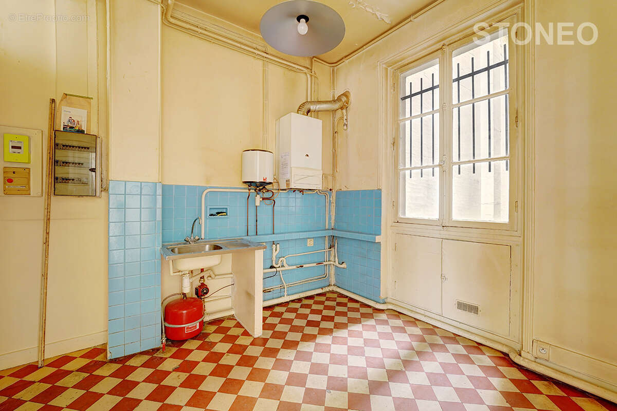 Appartement à PARIS-7E