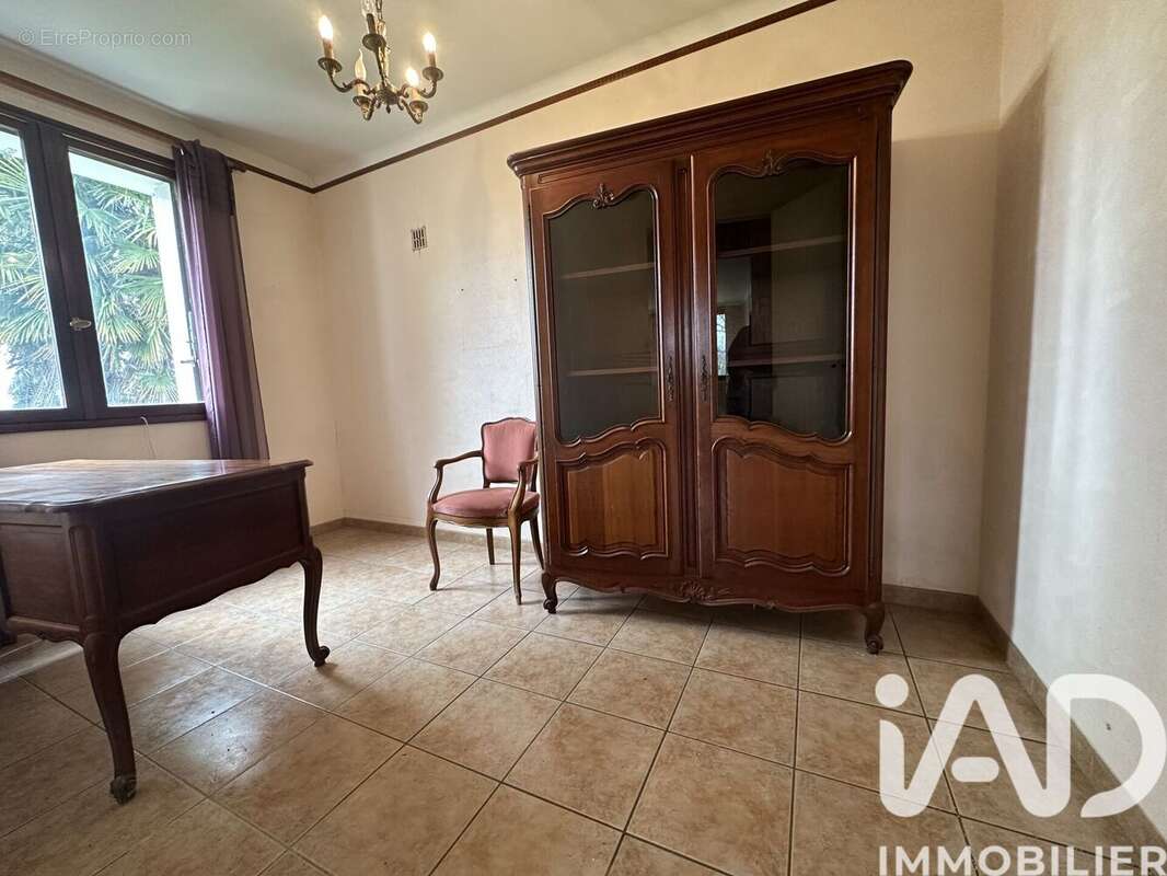 Maison 203 m² à Baigts-De-Bearn  - photo 8