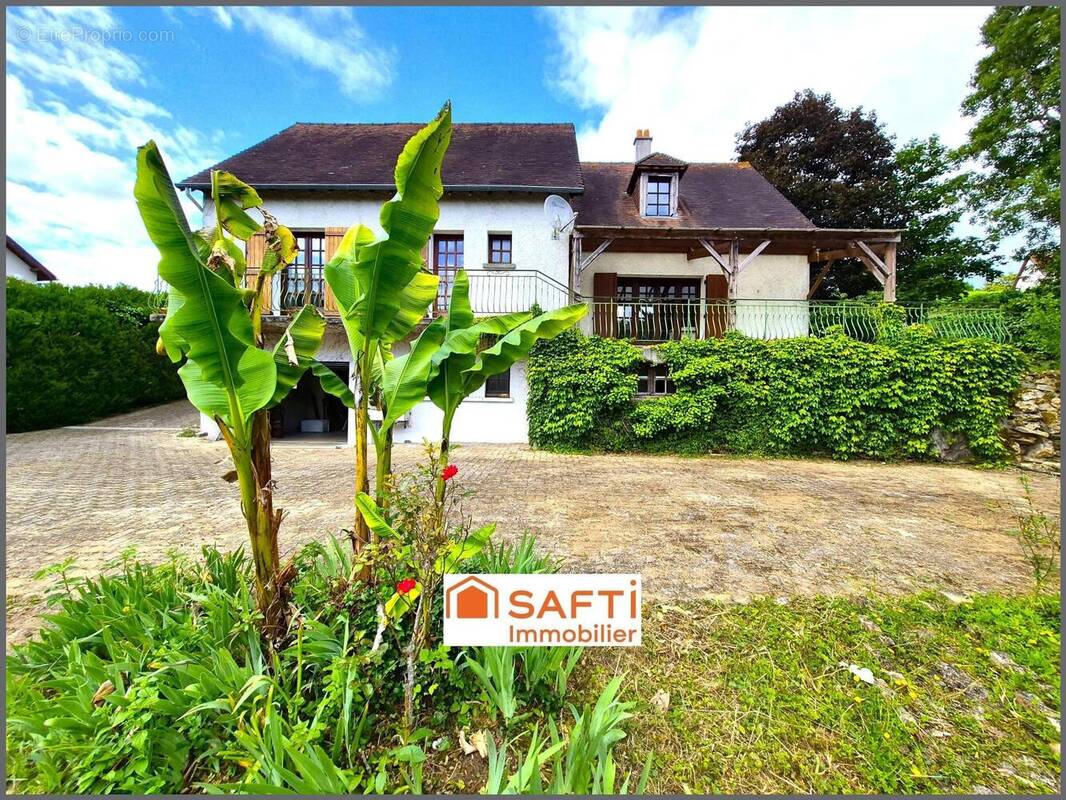 Photo 1 - Maison à DESCARTES