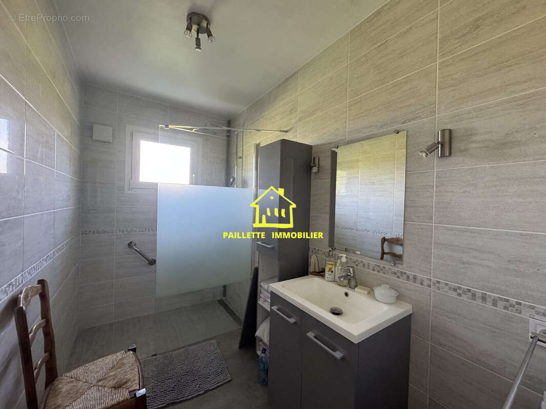 Maison à SAINT-EUSTACHE-LA-FORET