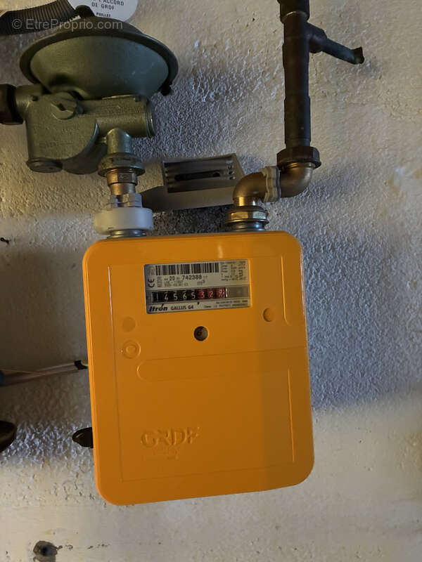 Maison à SAINT-MAGNE-DE-CASTILLON