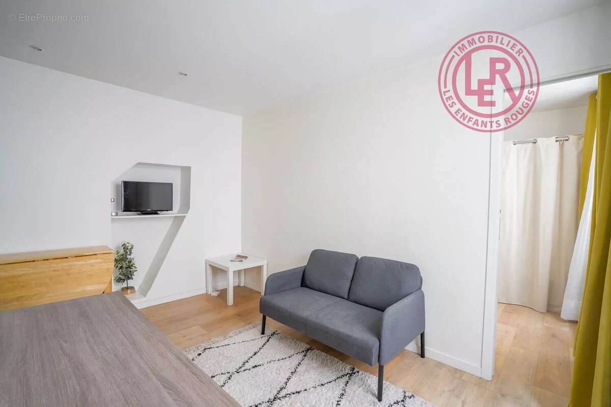Appartement à PARIS-3E