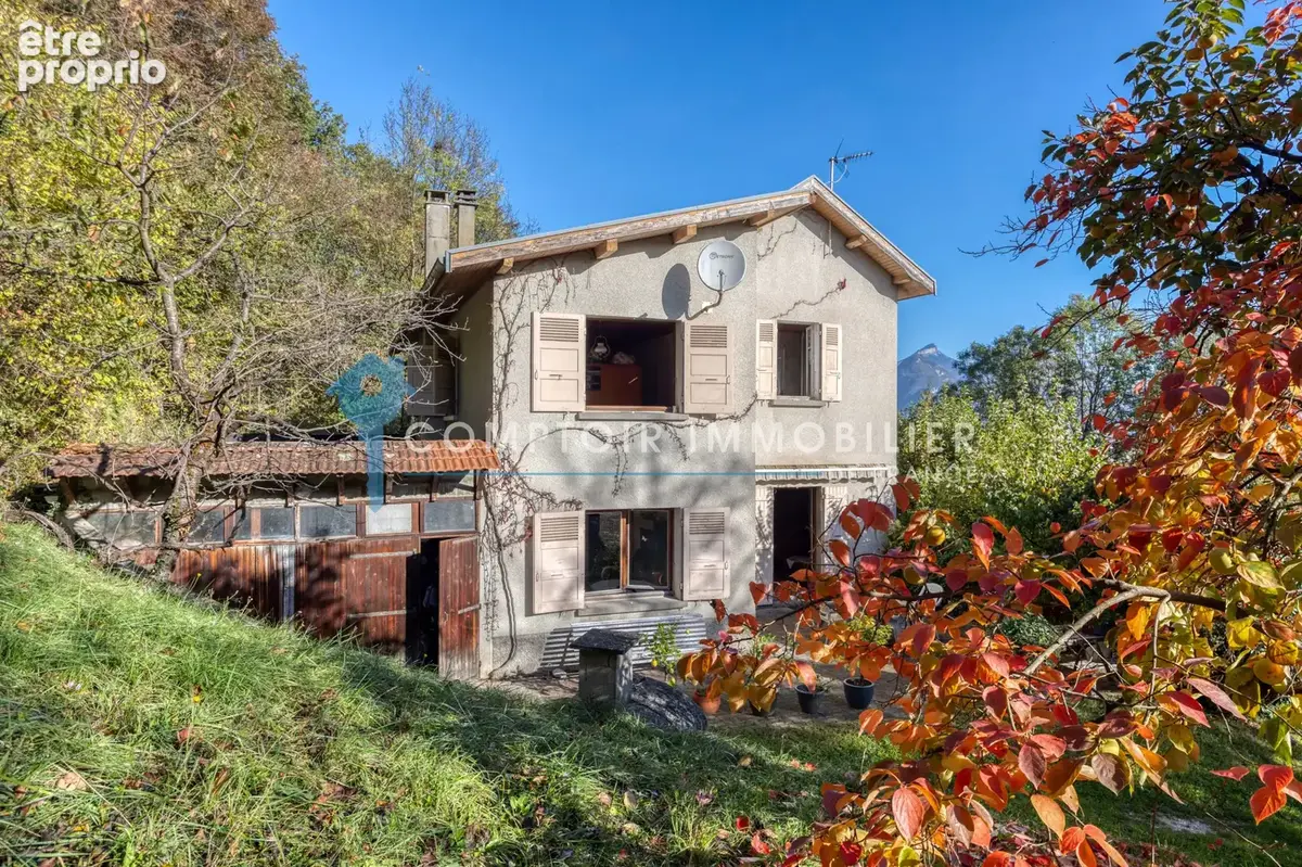 Dpt (38) - Isère -  Propriété de 140m2 sur un terrain de 7708 m2 - photo 18