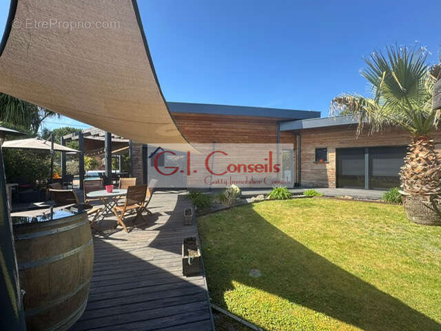 Maison bois architecte d'exception avec piscine chauffee - photo 2