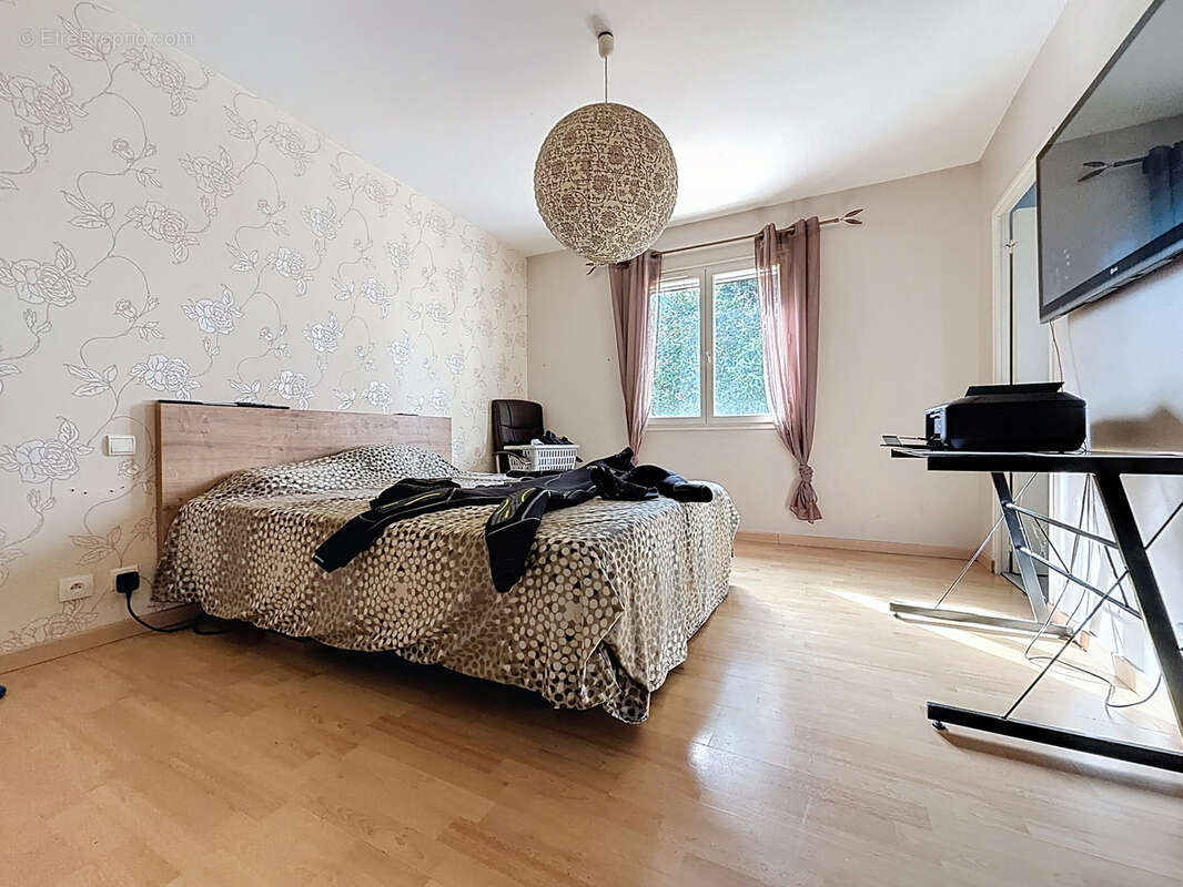 Maison à SAINT-VIANCE