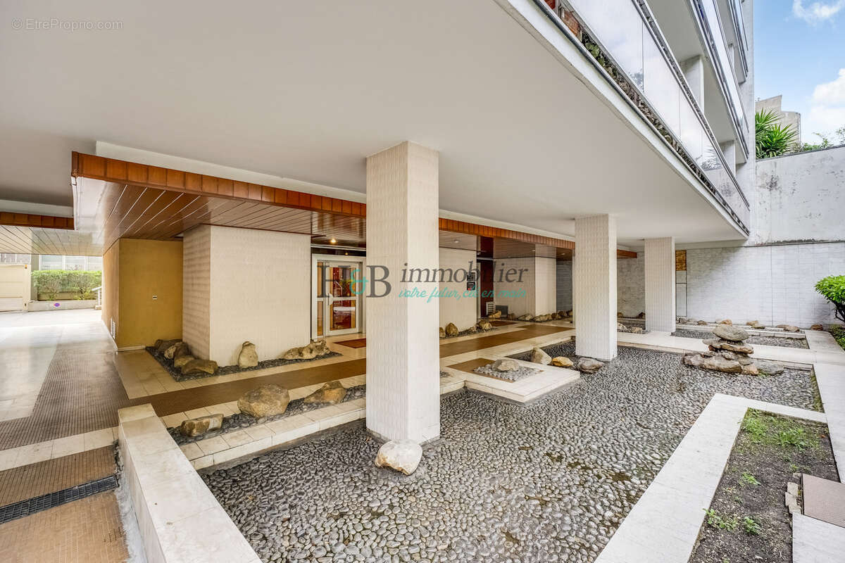 Appartement à PARIS-12E