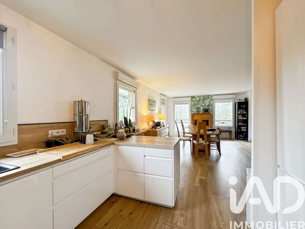 Photo 3 - Appartement à SAINTRY-SUR-SEINE