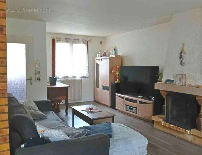 Maison à CESSON