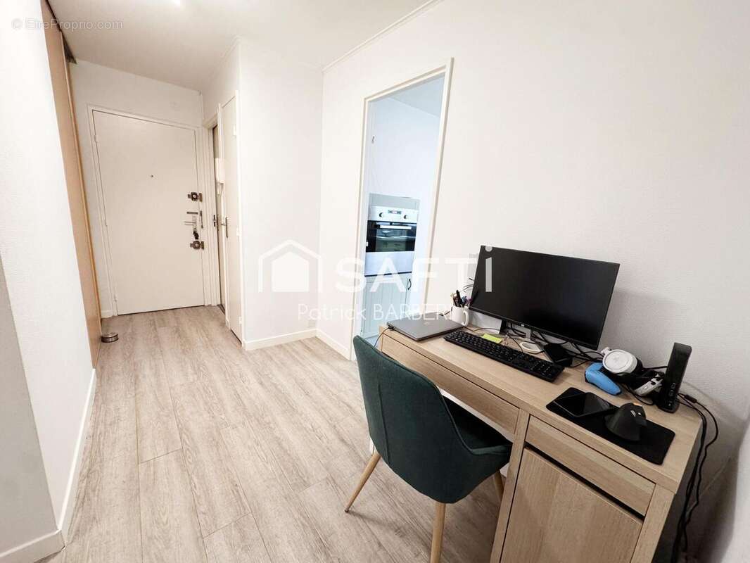 Photo 8 - Appartement à MENUCOURT