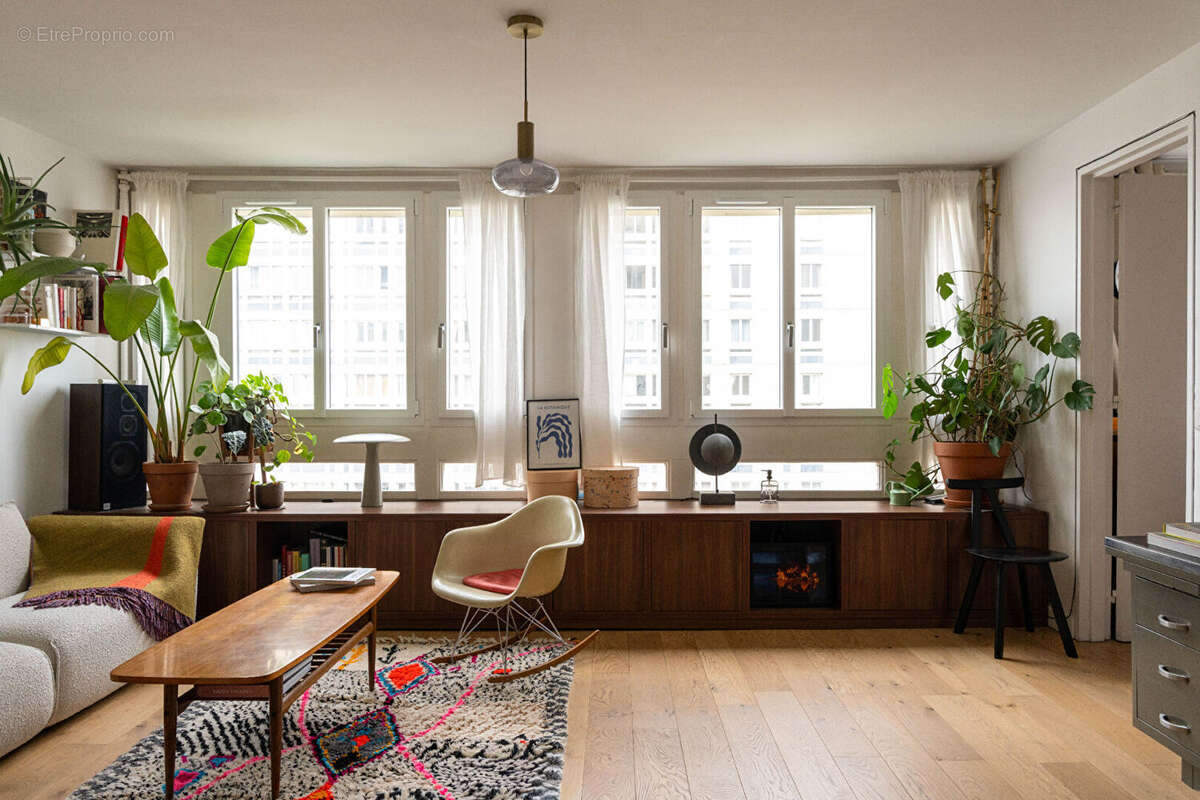 Appartement à PARIS-19E