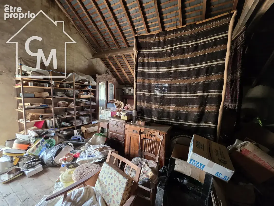 Maison à rénover avec dépendances Terrain de 4 172 m2 - photo 14