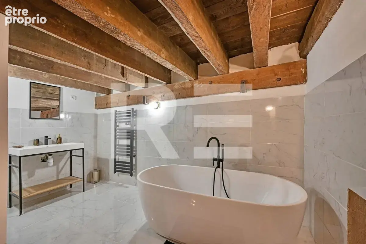 Appartement de 150m² rénové situé dans le quartier de la préfecture à nîmes - photo 10