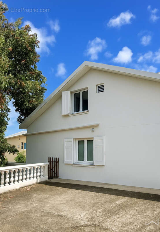 Maison à SAINT-DENIS