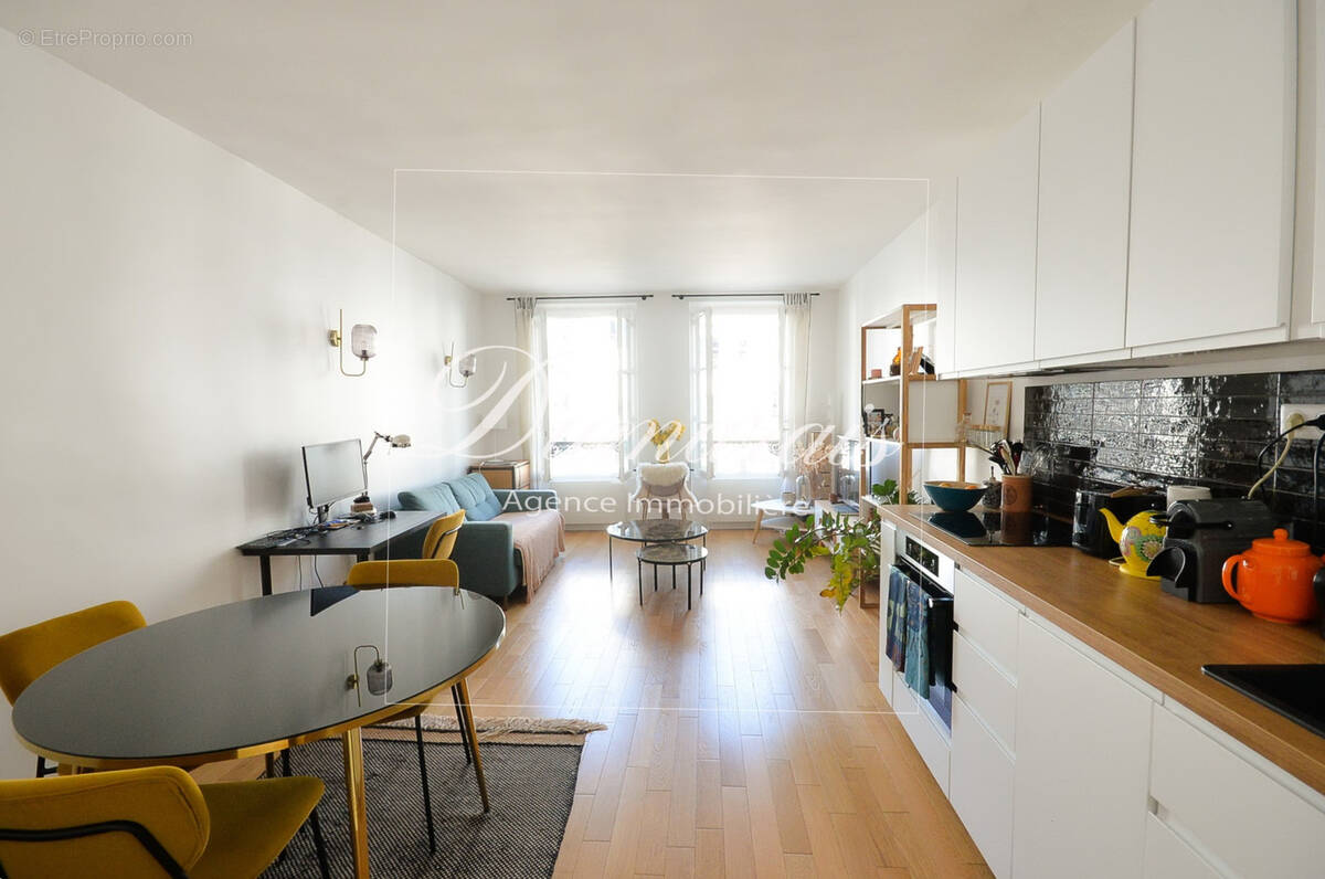 Appartement à PARIS-4E