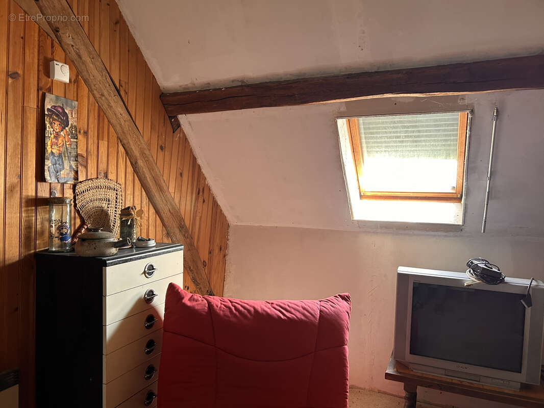 Maison à LA PEROUILLE