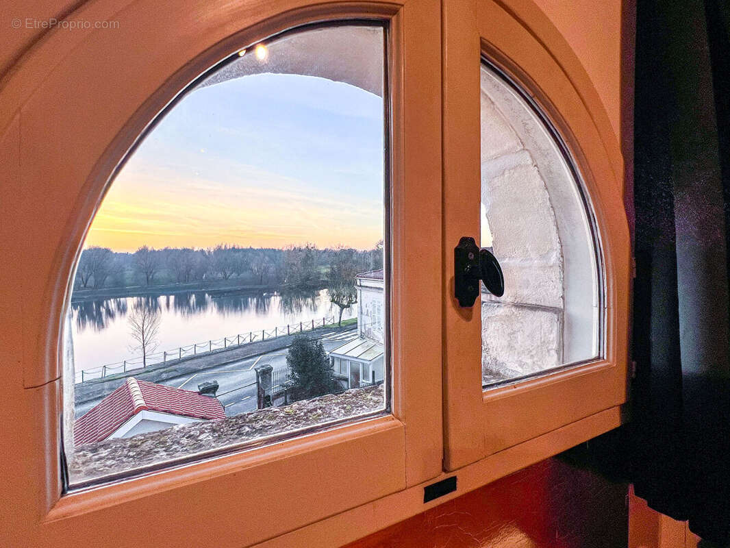 Appartement à SAINTES