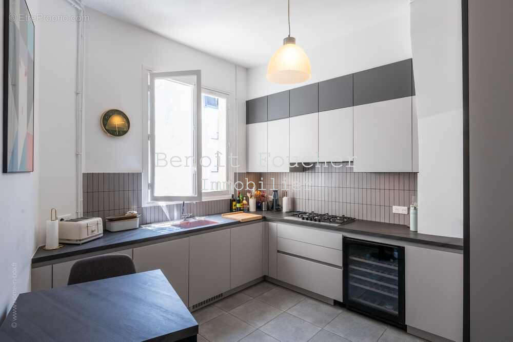 Appartement à PARIS-17E