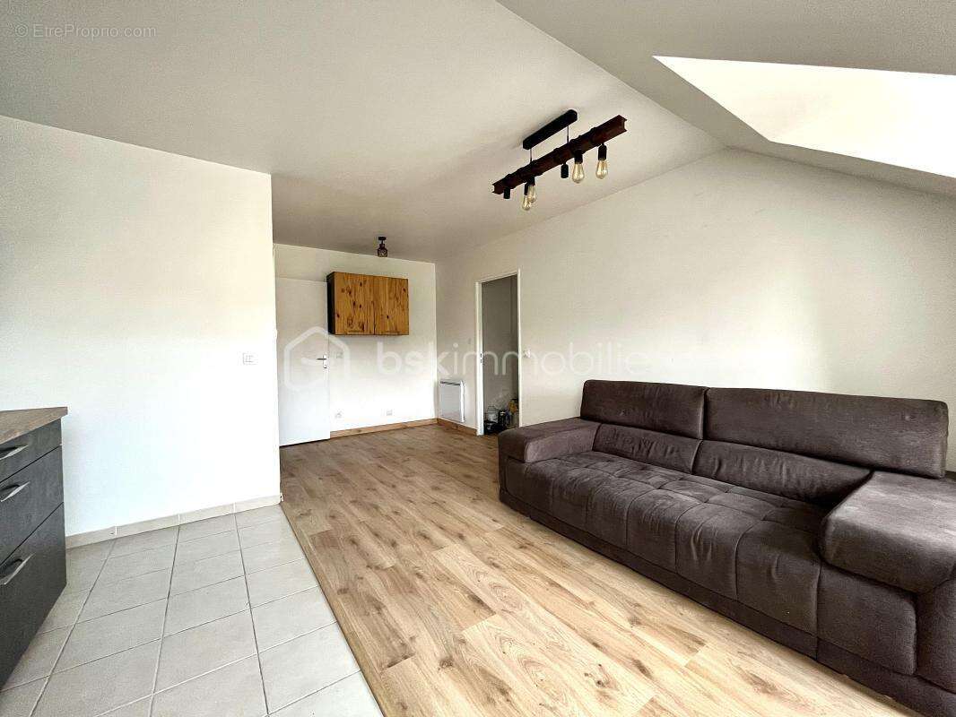 Appartement T3 de 50 m² – Résidence récente – 2 places de stationnement - photo 3