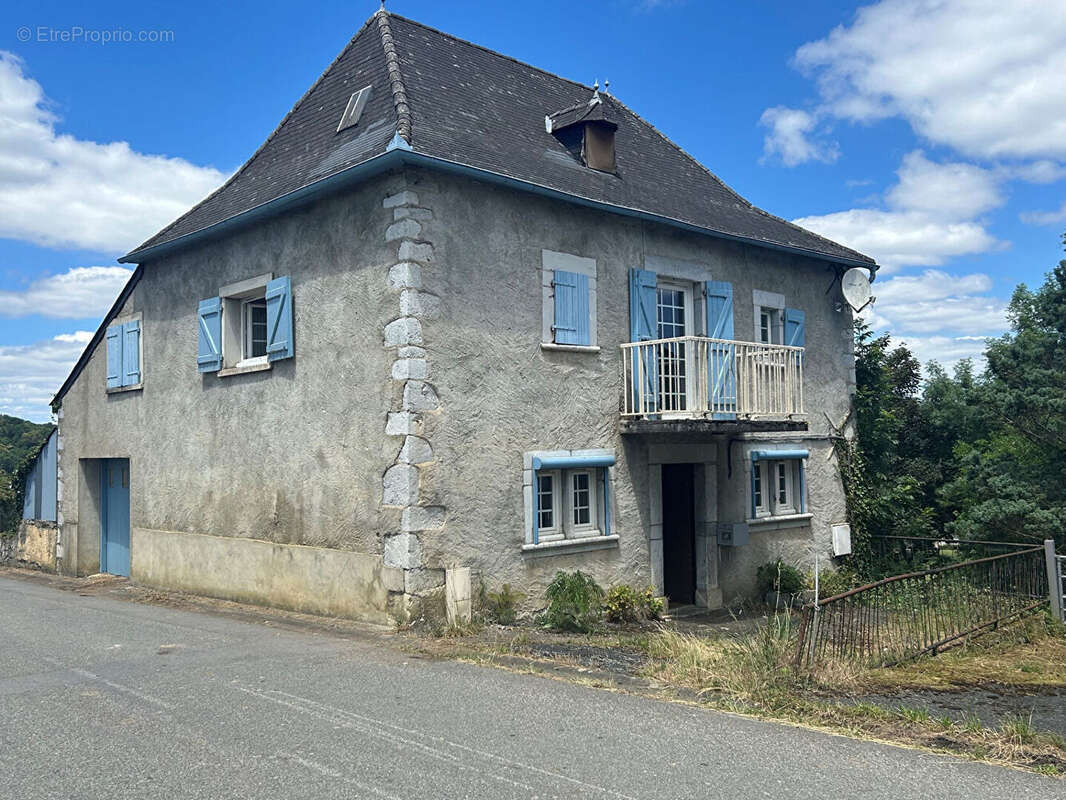 Maison à IDAUX-MENDY