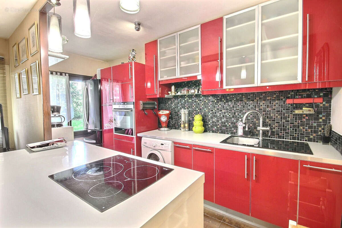 Appartement à FRESNES