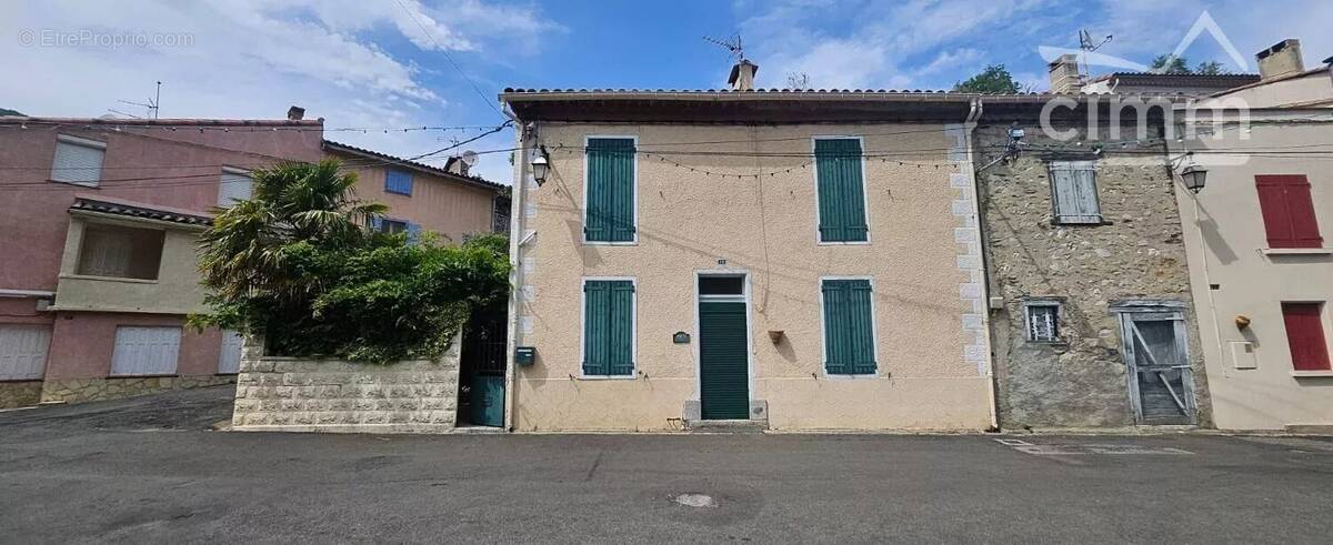 Maison à AXAT