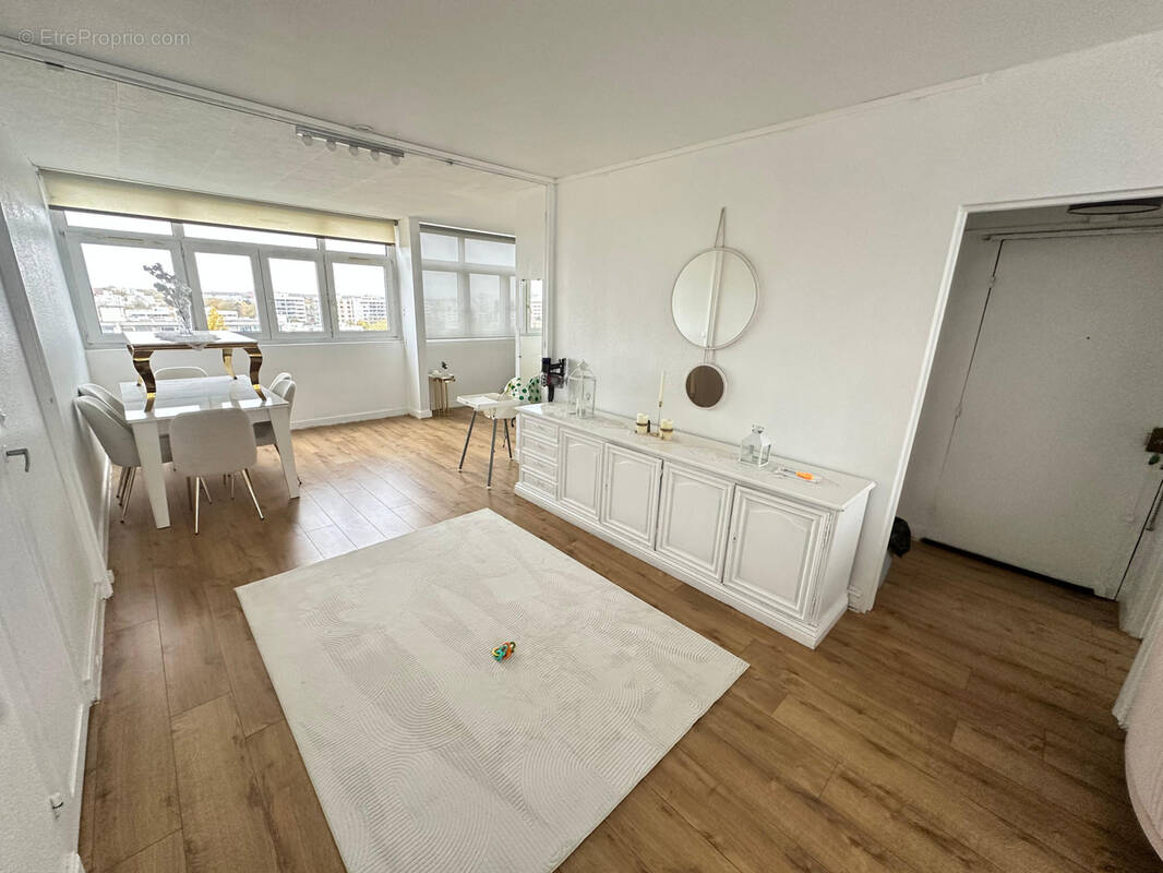 Appartement à RIS-ORANGIS