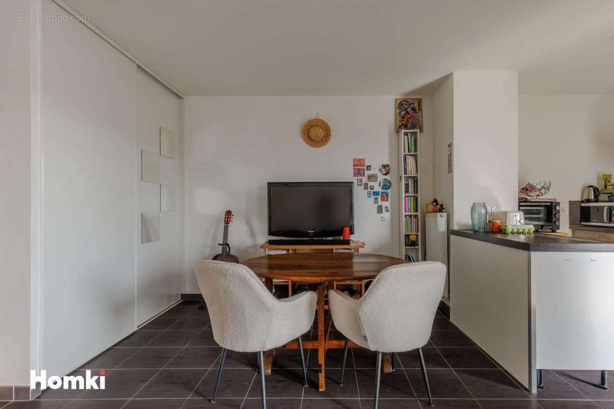 Appartement T1 de 37 m2 à Lyon 69008, Rue de l'Égalité - photo 5