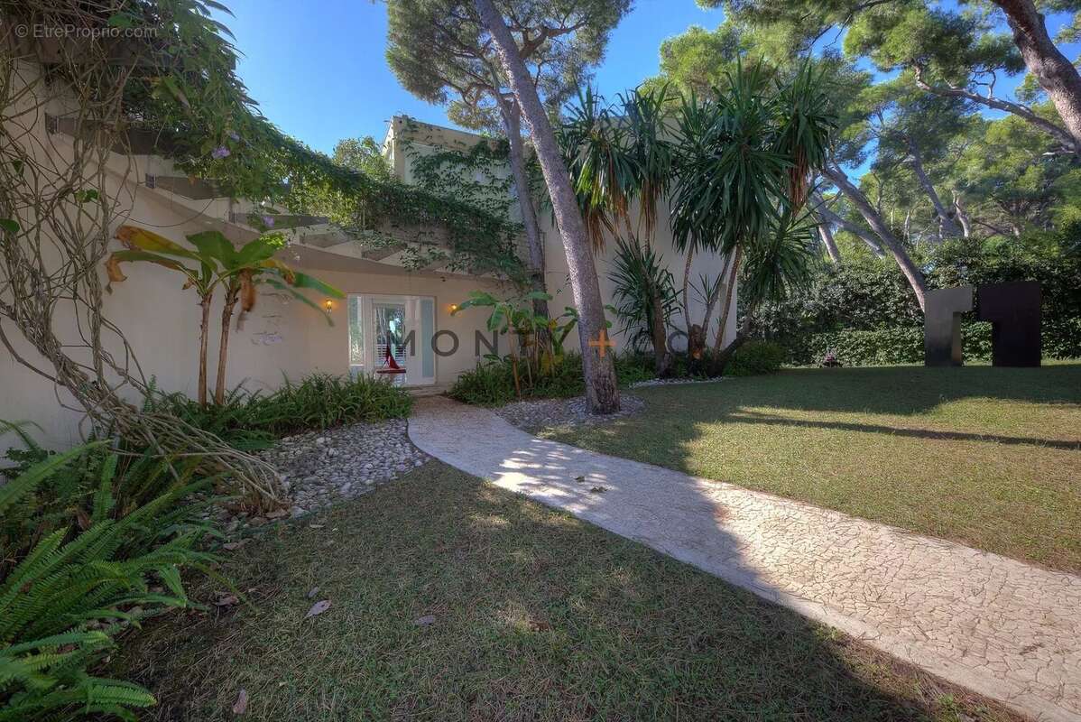 Maison à SAINT-JEAN-CAP-FERRAT