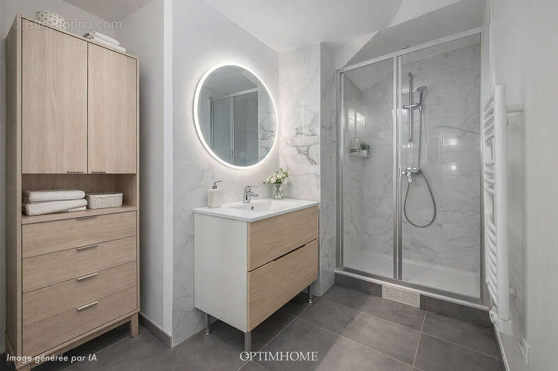 Appartement à COURBEVOIE