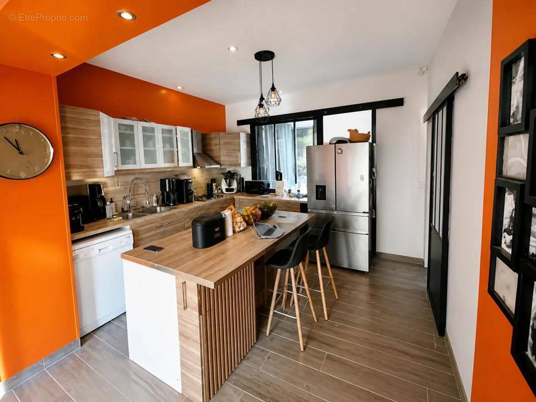 Maison de 6 pièces de 103 m² située à Creil - photo 1