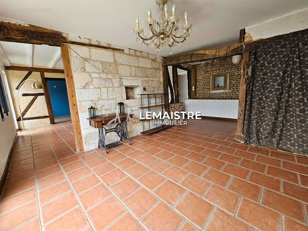 Maison à SAINT-LAURENT-DE-BREVEDENT