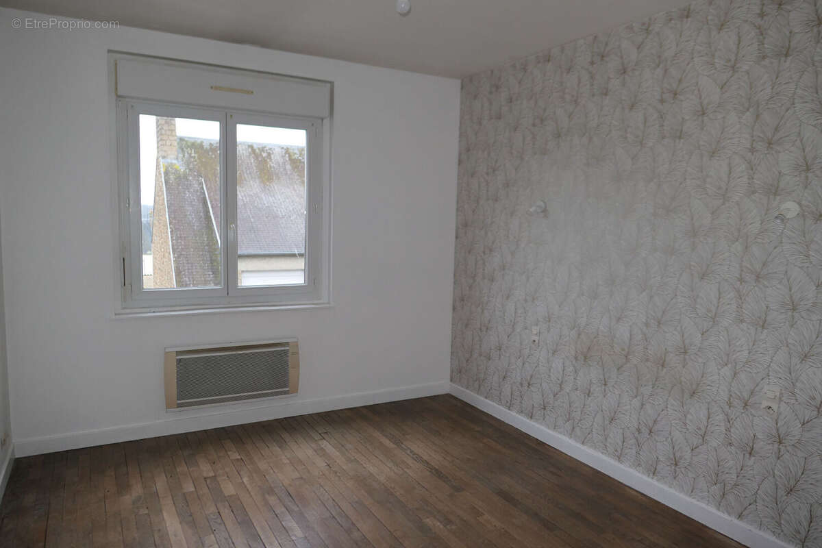 Appartement à SAINT-HILAIRE-DU-HARCOUET