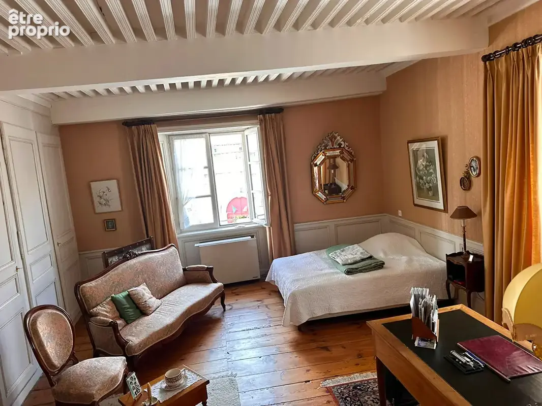 Maison 400 m² à Saint-Flour  - photo 12