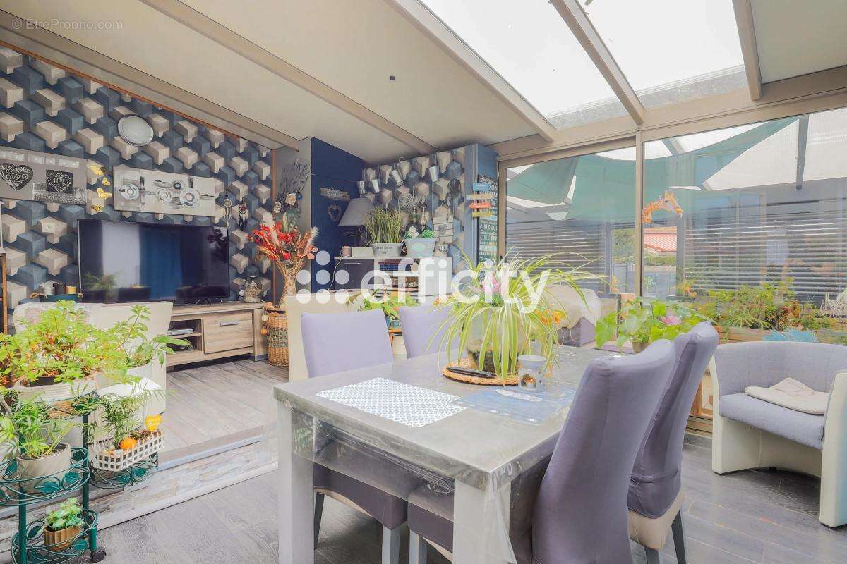 Maison à HENIN-BEAUMONT