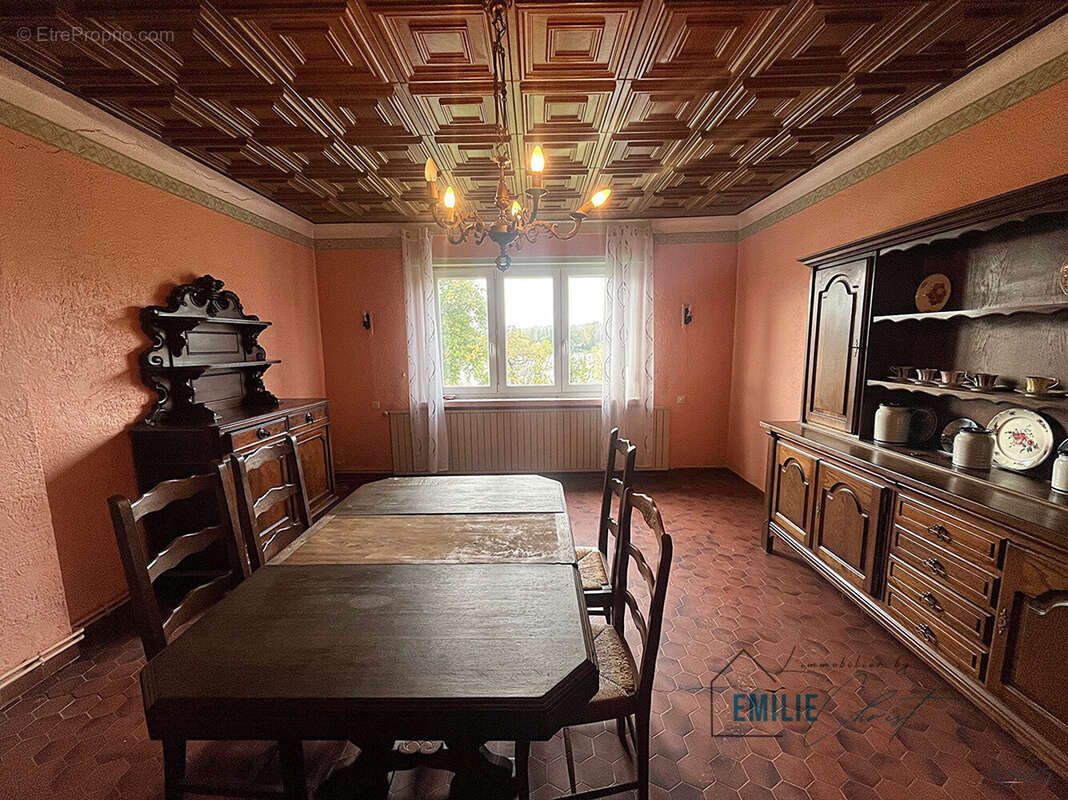 Maison à CONTZ-LES-BAINS