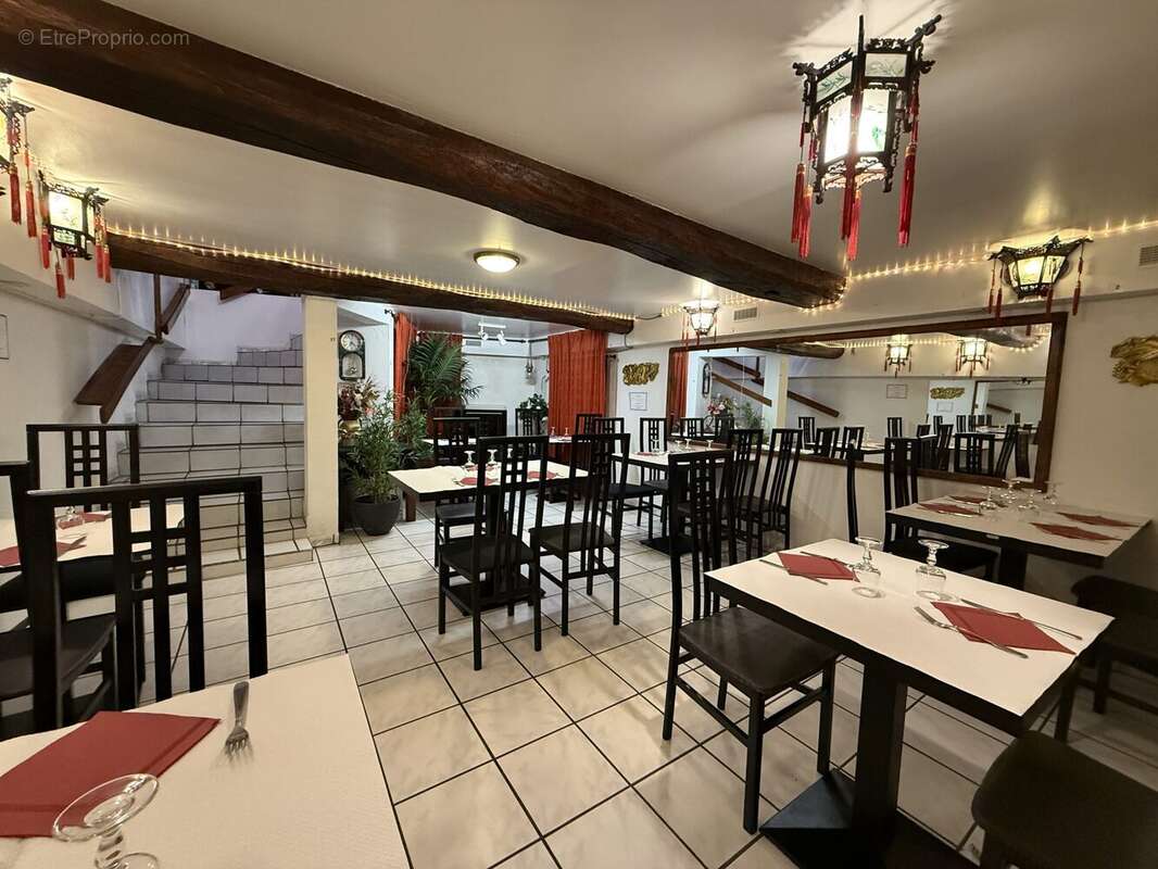 Autre à VILLEFRANCHE-SUR-SAONE