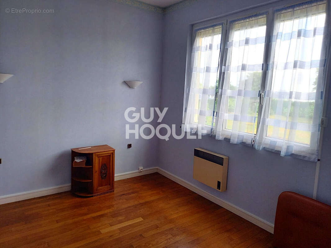 Maison à CHAMPFORGEUIL